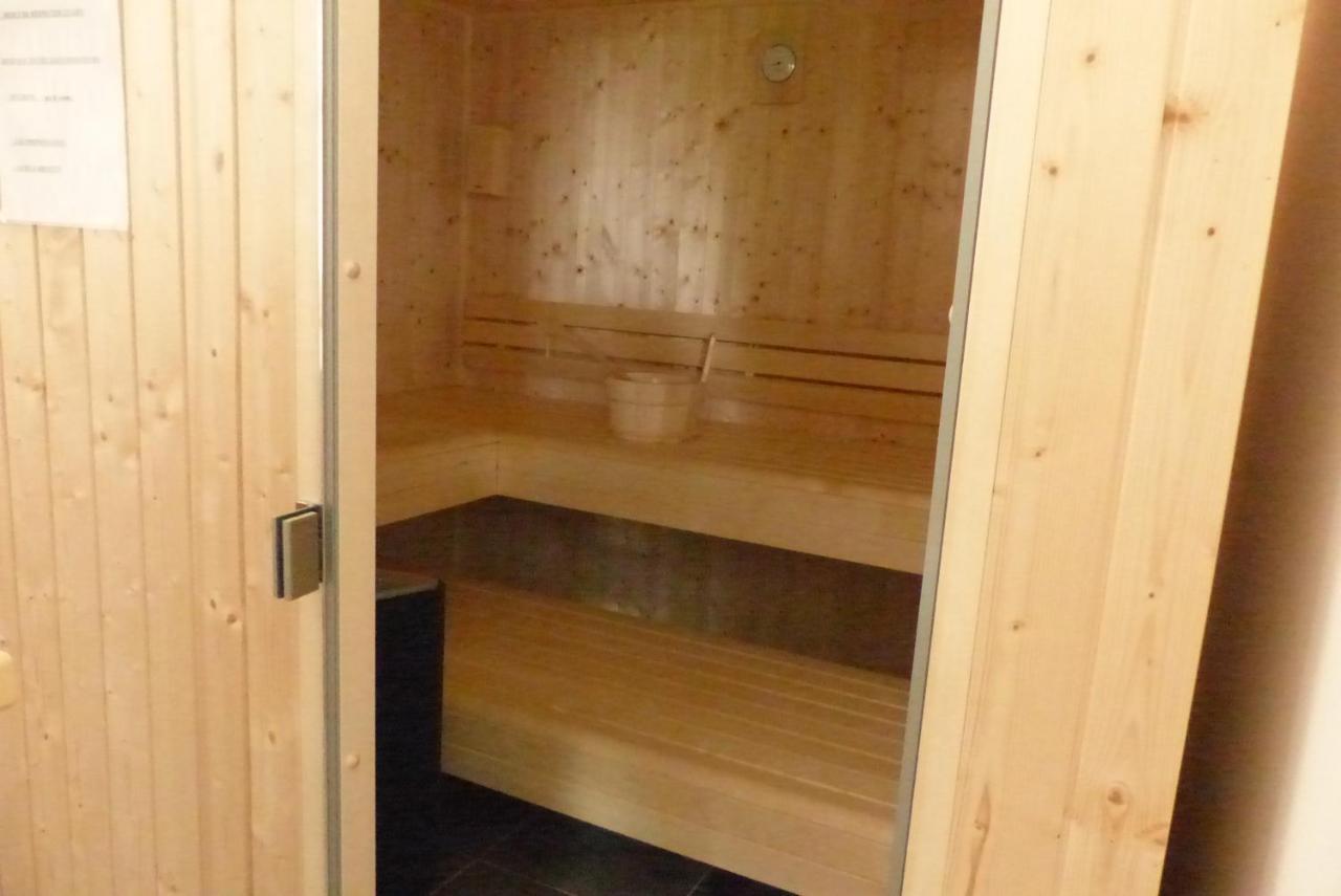 Saint-Fort-sur-GirondeL'Alambic De L'Estuaire住宿加早餐旅馆 外观 照片